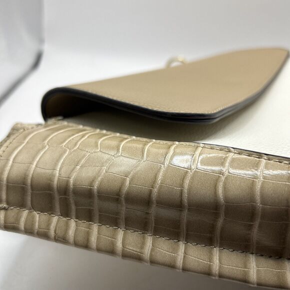 LADIES WHITE LEATHER LIKE SHOULDER-HANDBAG WITH Faux Alligator Side Est 1946 - Picture 5 of 8